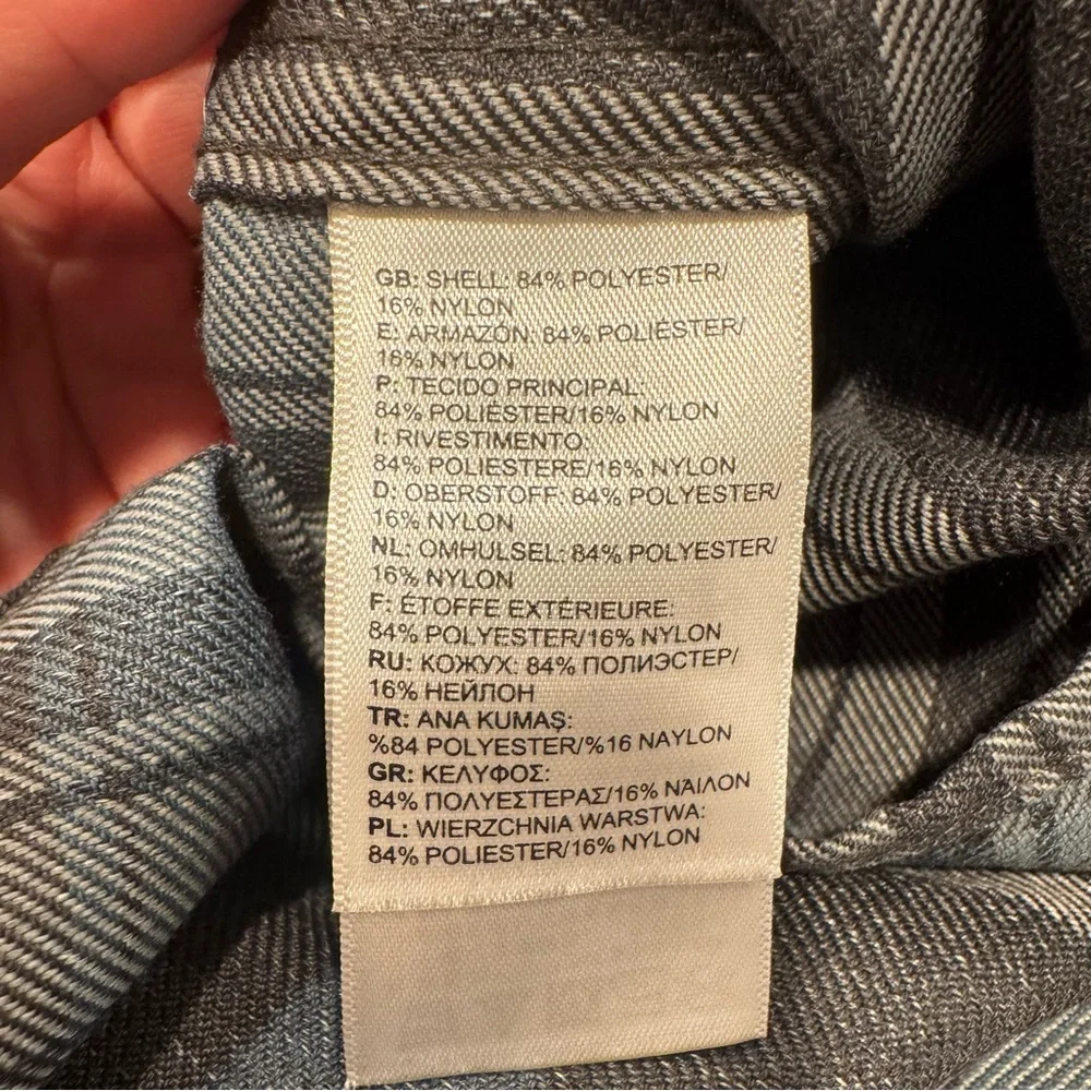The North Face Men's Plaid Shirt -‎ Gray and Blue. Large